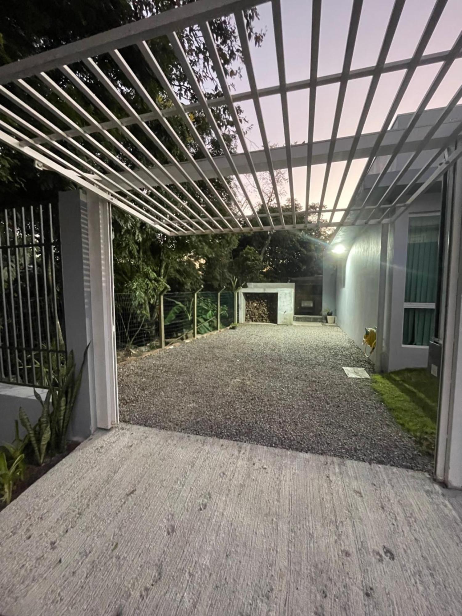 Villa Casa Floratta - Proximo A Unisc Santa Cruz do Sul Esterno foto